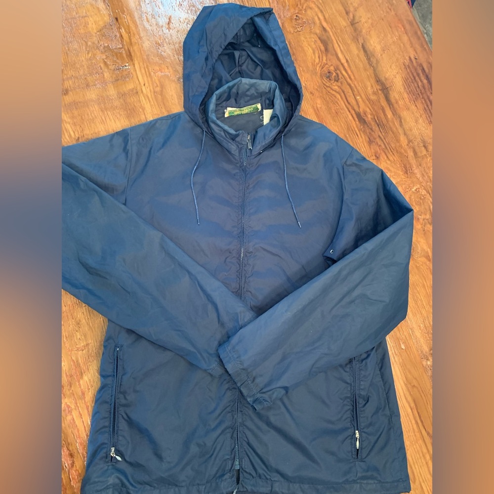 Vintage 70s LL Bean Cursive Logo Windbreaker Jacket Packable Hood Men’s medium